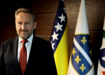 Izetbegović: Velike žrtve koje smo podnijeli obavezuju nas da unatoč svim poteškoćama istrajemo